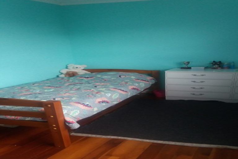 Photo of property in 33 Miranda Street, Cannons Creek, Porirua, 5024