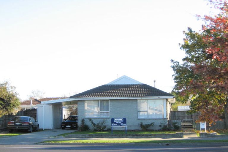 Photo of property in 361 Main North Road, Redwood, Christchurch, 8051