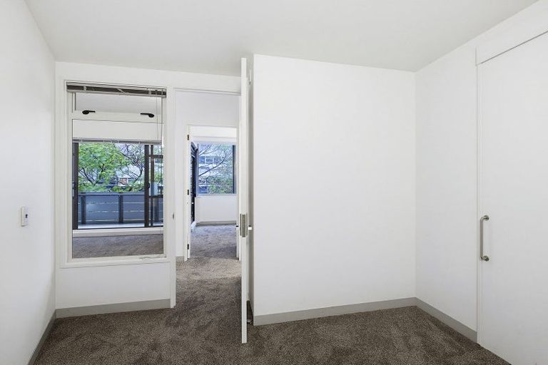 Photo of property in Gerondis Bldg Apartments, 201/60 Willis Street, Wellington Central, Wellington, 6011