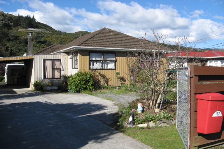 Photo of property in 132 Moohan Street, Wainuiomata, Lower Hutt, 5014