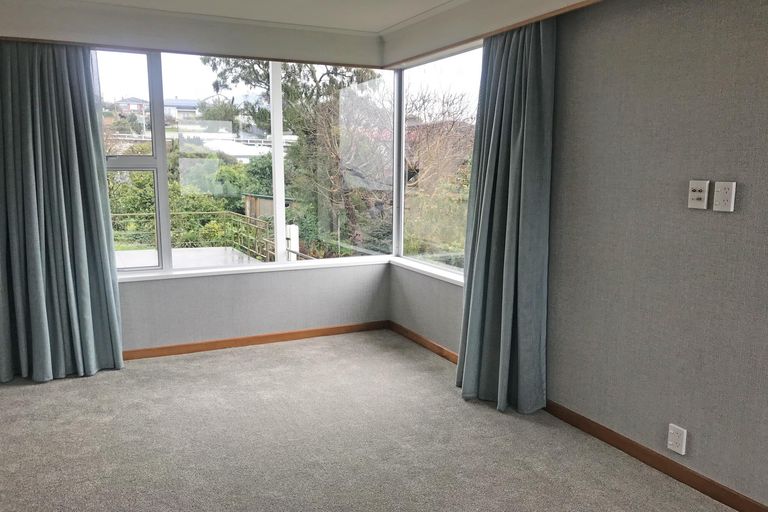 Photo of property in 16 Ure Street, South Hill, Oamaru, 9400