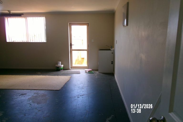 Photo of property in 29 Kathleen Reece Place, Waiuku, 2123