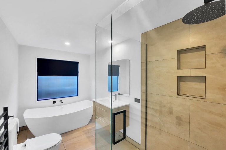 Photo of property in 8 Cousins Street, Woodend, 7610