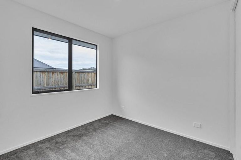 Photo of property in 5 Stackwood Avenue, Woodend, 7610