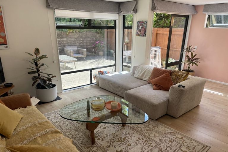 Photo of property in 40 Liardet Street, Vogeltown, Wellington, 6021