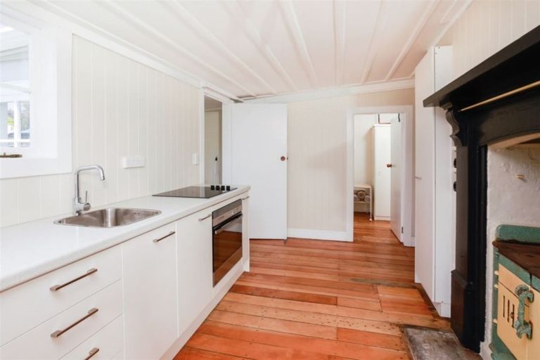 Photo of property in 102 Mackay Street, Thames, 3500