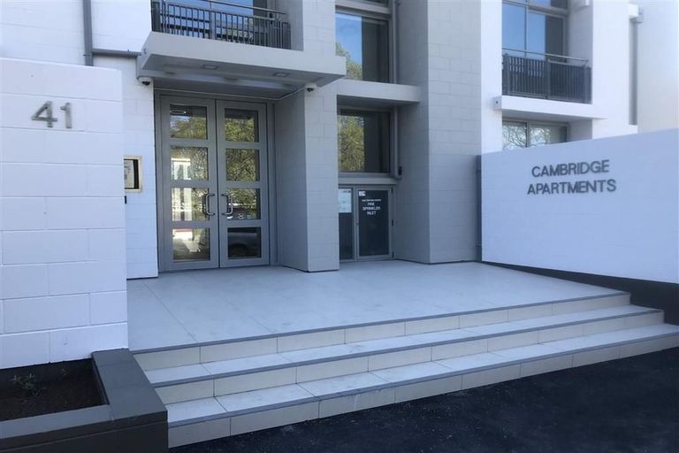 Photo of property in 9/41 Cambridge Terrace, Christchurch Central, Christchurch, 8013