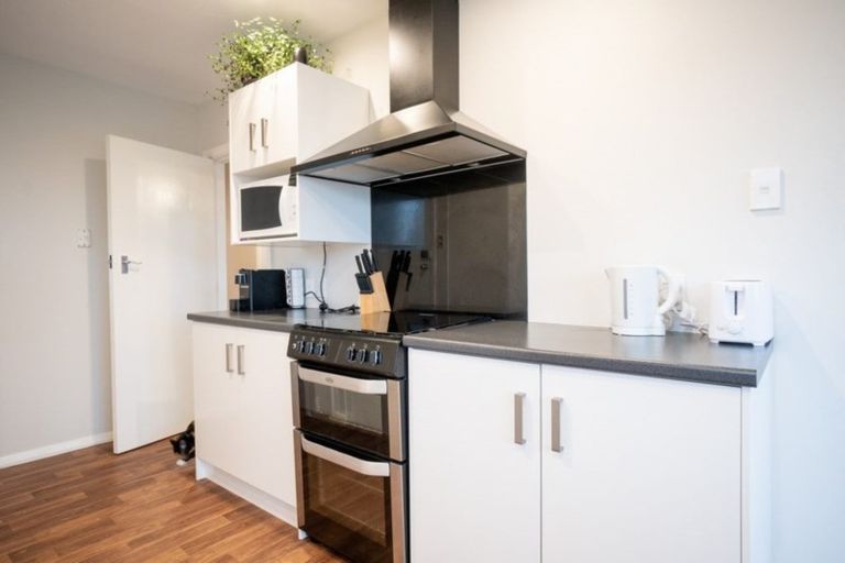 Photo of property in 1 Rutland Place, Milson, Palmerston North, 4414