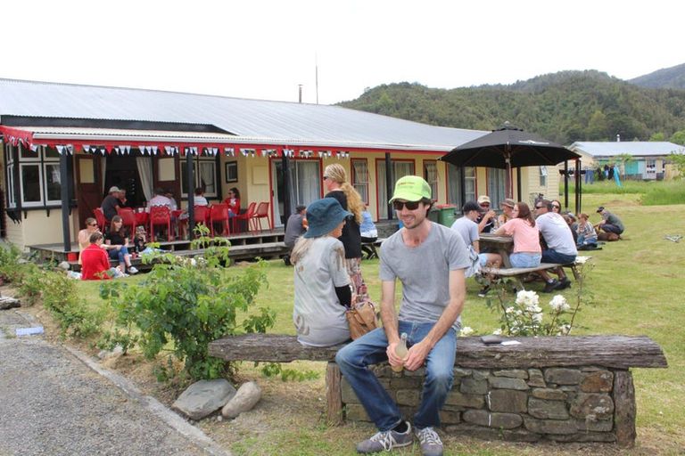 Photo of property in 8 Hilton Street, Blackball, 7804