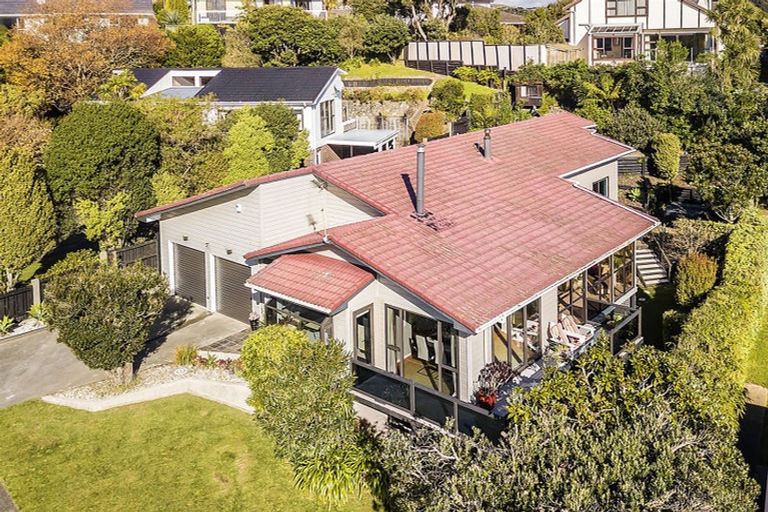 Photo of property in 17 Langwell Place, Papakowhai, Porirua, 5024
