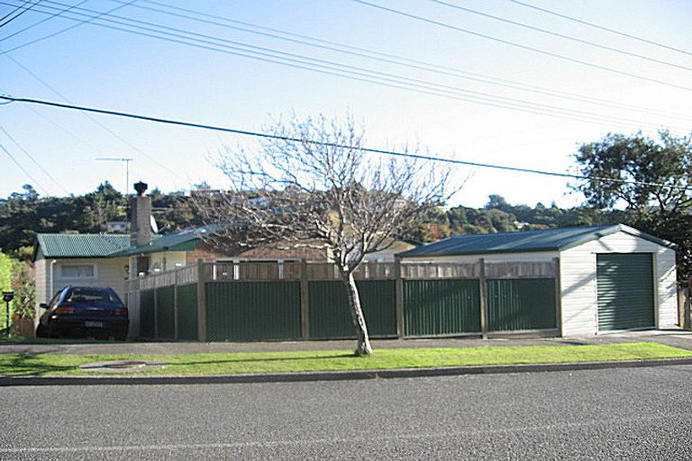 Photo of property in 66 Thomas Street, Stokes Valley, Lower Hutt, 5019
