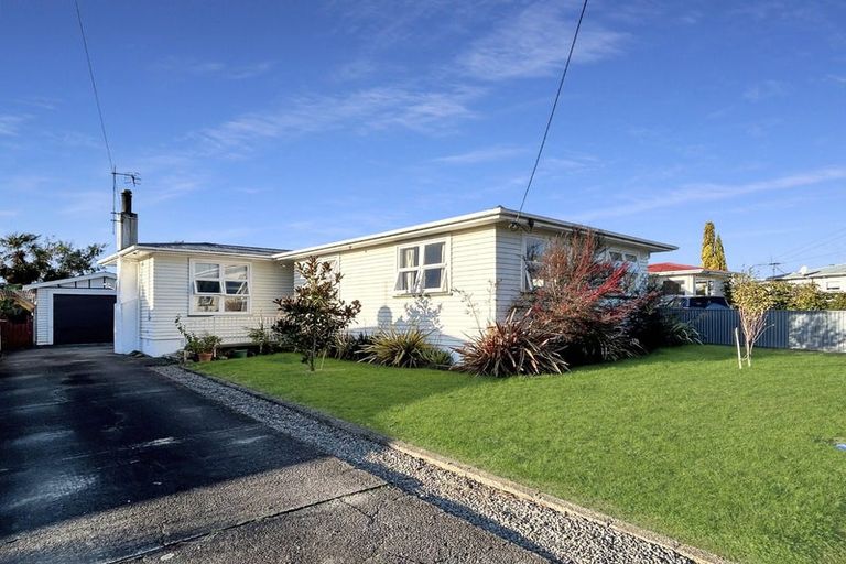 Photo of property in 24 Elizabeth Street, Levin, 5510