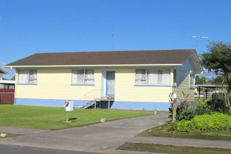 Photo of property in 22 Palermo Place, Clover Park, Auckland, 2023