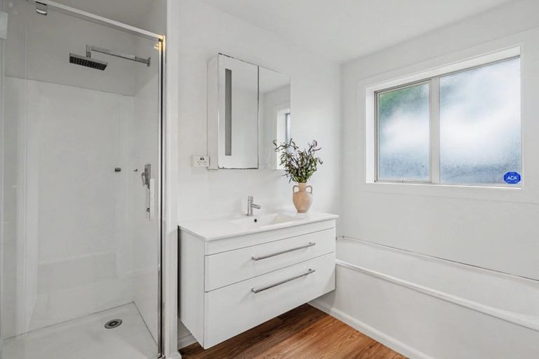 Photo of property in 66 Bickerton Street, Wainoni, Christchurch, 8061