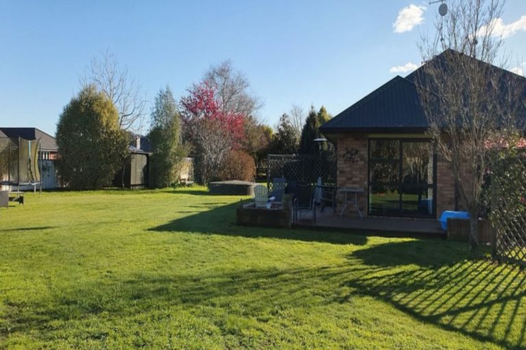 Photo of property in 125 Wells Place, Cambridge, 3493