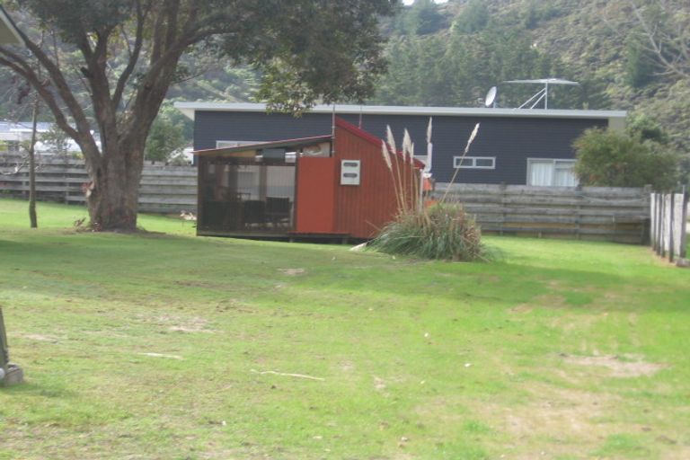 Photo of property in 121 Winslow Place, Matarangi, Whitianga, 3592