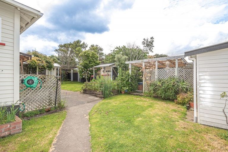 Photo of property in 16 Rata Street, Gonville, Whanganui, 4501