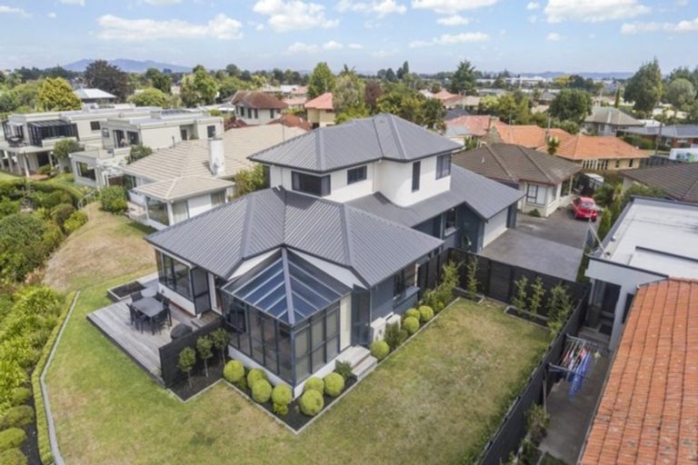 Photo of property in 16 Minchin Crescent, St Andrews, Hamilton, 3200