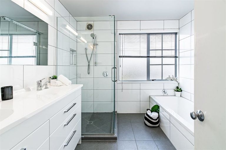 Photo of property in 3 Rempstone Drive, Halswell, Christchurch, 8025