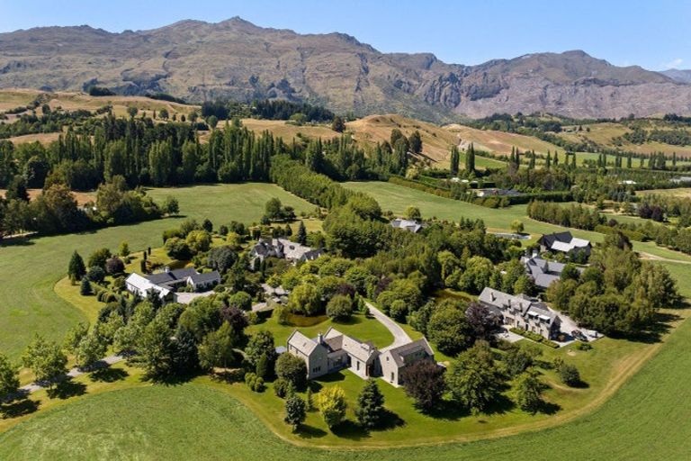 Photo of property in 3/188 Domain Road, Speargrass Flat, Queenstown, 9371