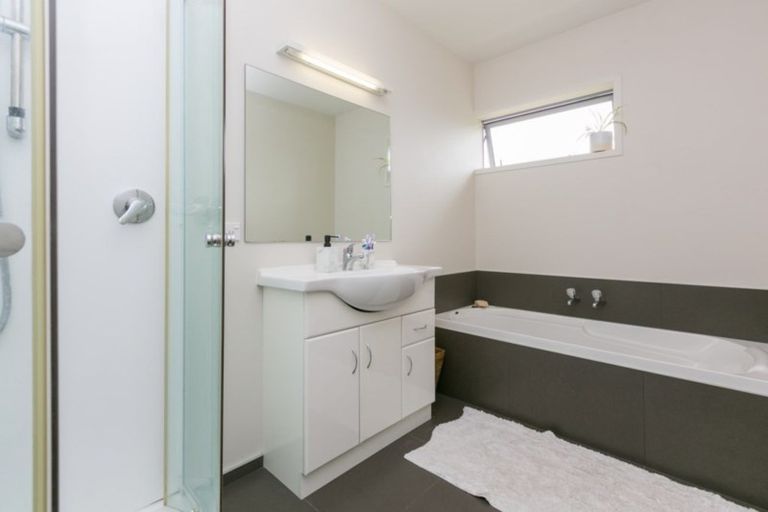 Photo of property in 28a Coby Sydney Drive, Bell Block, New Plymouth, 4312