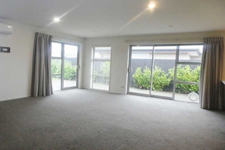 Photo of property in 1 Ader Close, Halswell, Christchurch, 8025