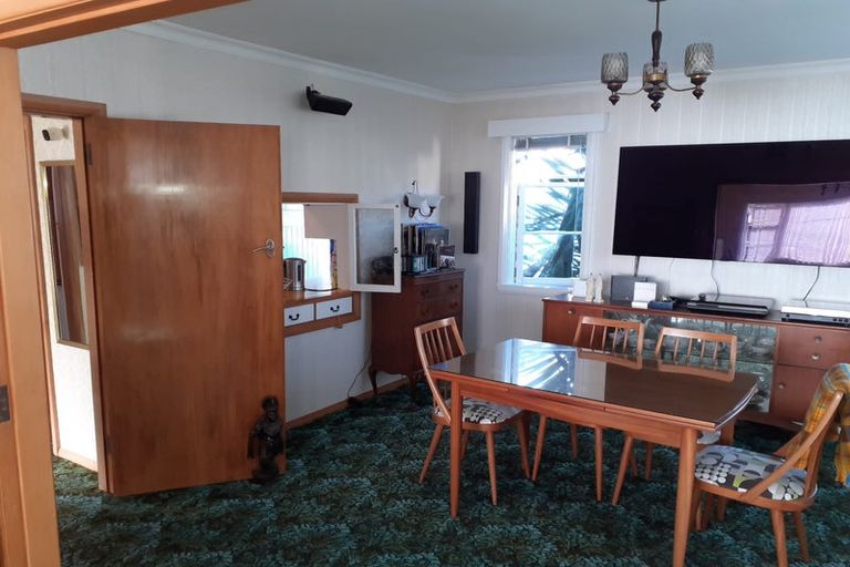 Photo of property in 14 Ashleigh Crescent, Miramar, Wellington, 6022