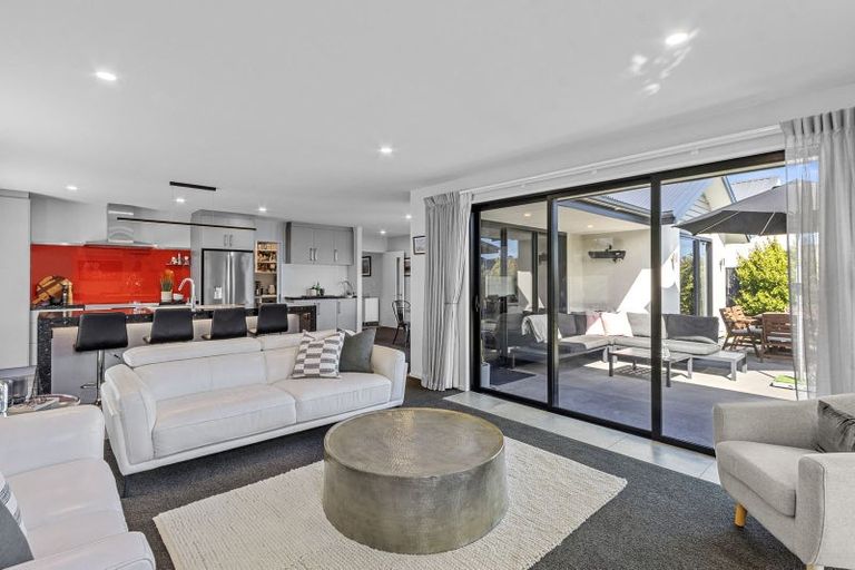 Photo of property in 2 Saxby Lane, Halswell, Christchurch, 8025