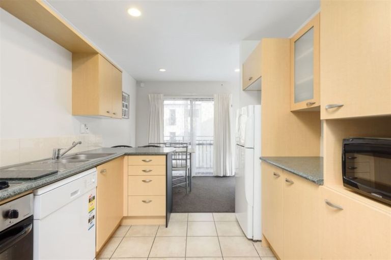 Photo of property in 4/346 Oceanbeach Road, Mount Maunganui, 3116