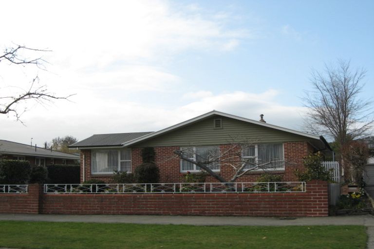 Photo of property in 14 Remuera Avenue, Cashmere, Christchurch, 8022