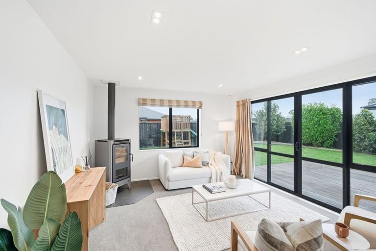 Photo of property in 11 Aspen Street, Rangiora, 7400