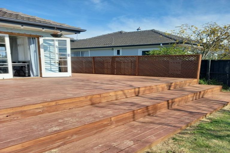 Photo of property in 19 Cossar Street, Burwood, Christchurch, 8083