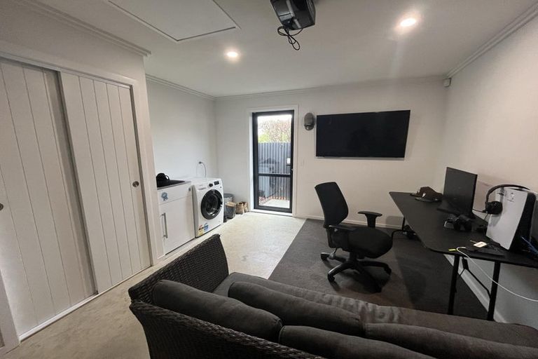 Photo of property in 2 Cardiff Street, Levin, 5510