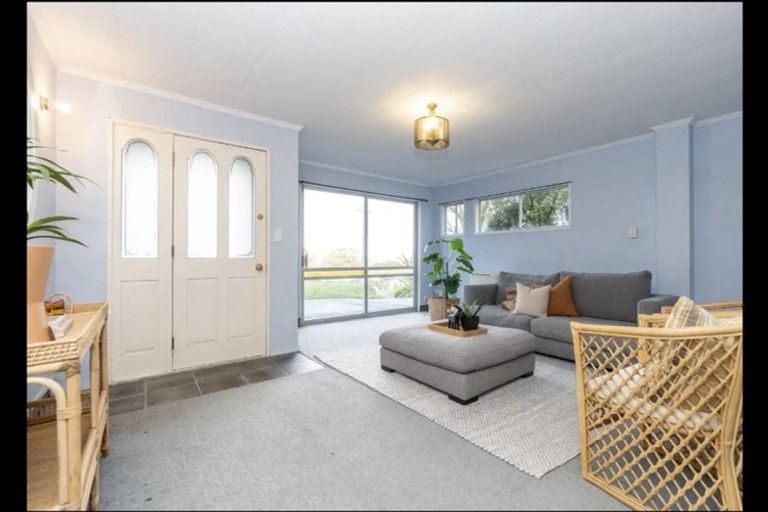 Photo of property in 19 Mckay Drive, Temple View, Hamilton, 3218
