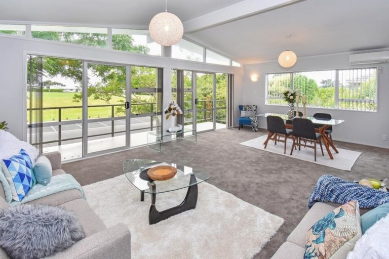 Photo of property in 31 Domain Road, Weymouth, Auckland, 2103