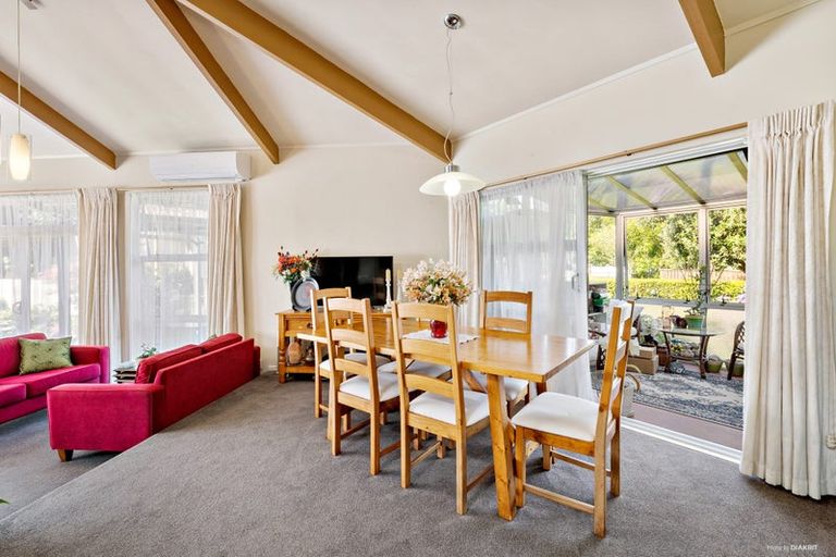 Photo of property in 350c Great South Road, Opaheke, Papakura, 2113