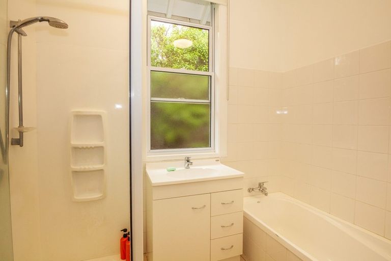 Photo of property in 31 Waikana Street, Broad Bay, Dunedin, 9014