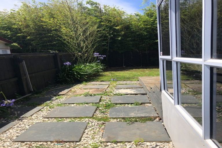 Photo of property in 17 Viola Avenue, Mangere East, Auckland, 2024