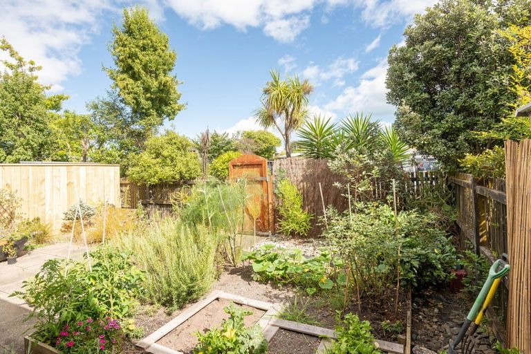 Photo of property in 25 Golf Road, Tahunanui, Nelson, 7011