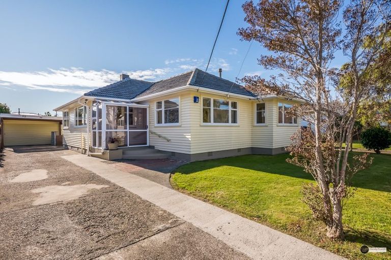 Photo of property in 22 Frederick Street, Avalon, Lower Hutt, 5011