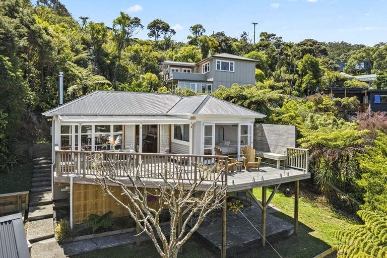 Photo of property in 2b Foster Avenue, Huia, Auckland, 0604