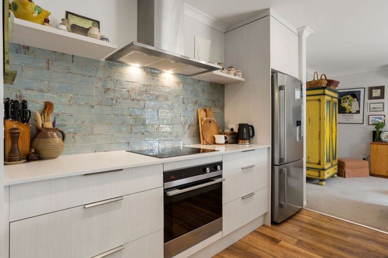 Photo of property in 4 Webber Street, Cambridge, 3434