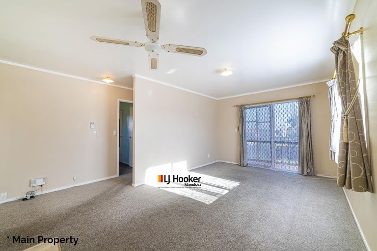 Photo of property in 18 Dungarvon Place, Clendon Park, Auckland, 2103