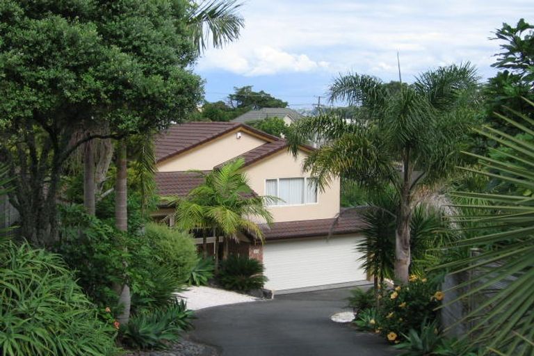 Photo of property in 20 Long Street, Torbay, Auckland, 0630