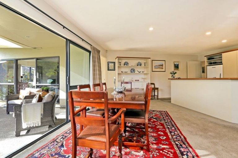 Photo of property in 6 Saint Hill Lane, Havelock North, 4130