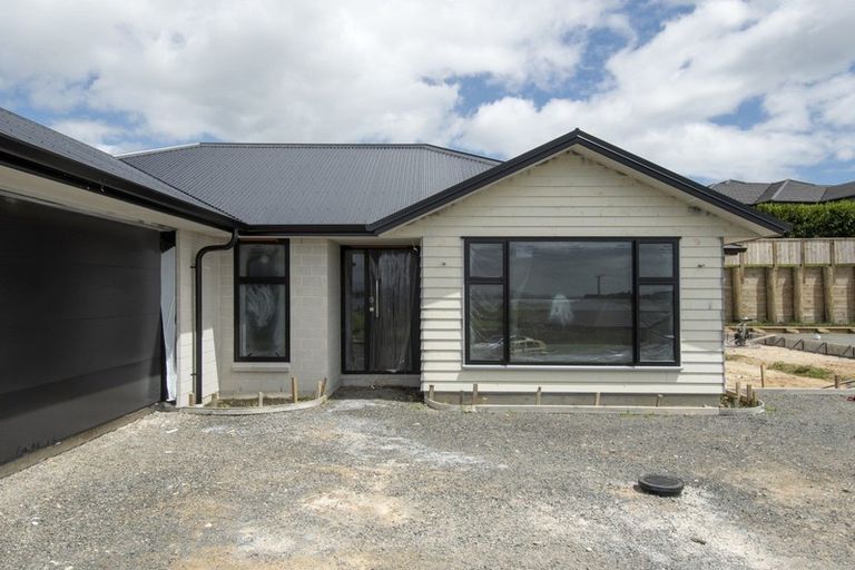 Photo of property in 7 Brendan Close, Omokoroa, 3114