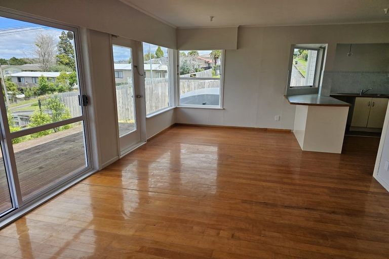 Photo of property in 15a Sumner Place, Te Kamo, Kamo, 0112