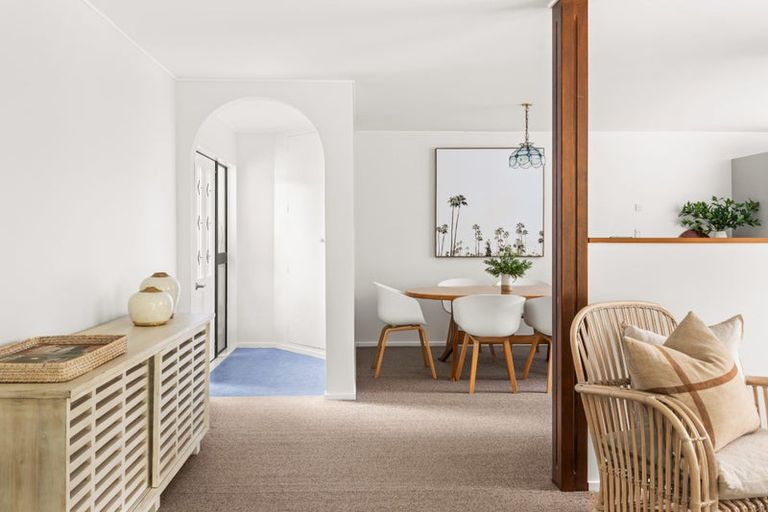 Photo of property in 2/23 Reeve Drive, Havelock North, 4130