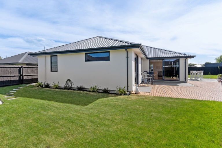 Photo of property in 11 Eastman Drive, Halswell, Christchurch, 8025