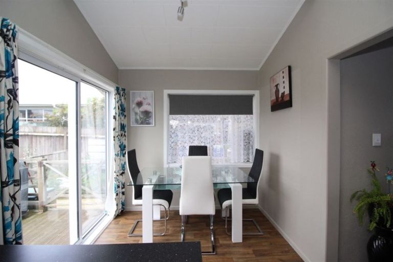 Photo of property in 43 Aotea Crescent, Tokoroa, 3420